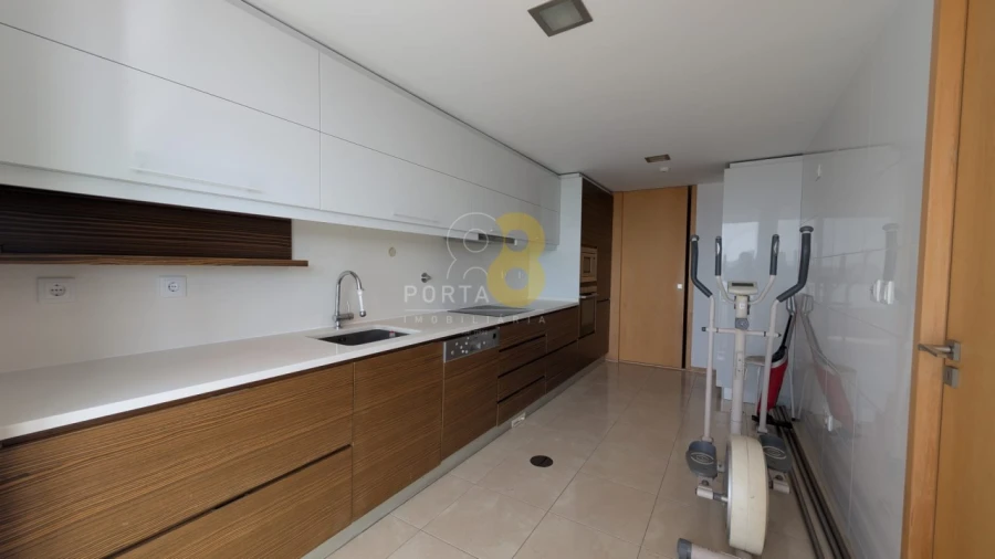 Apartamento T4 para Arrendamento em Mafamude e Vilar do Paraíso Foto 10