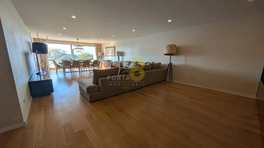 Apartamento T4 para Venda em Matosinhos e Leça da Palmeira Foto 9