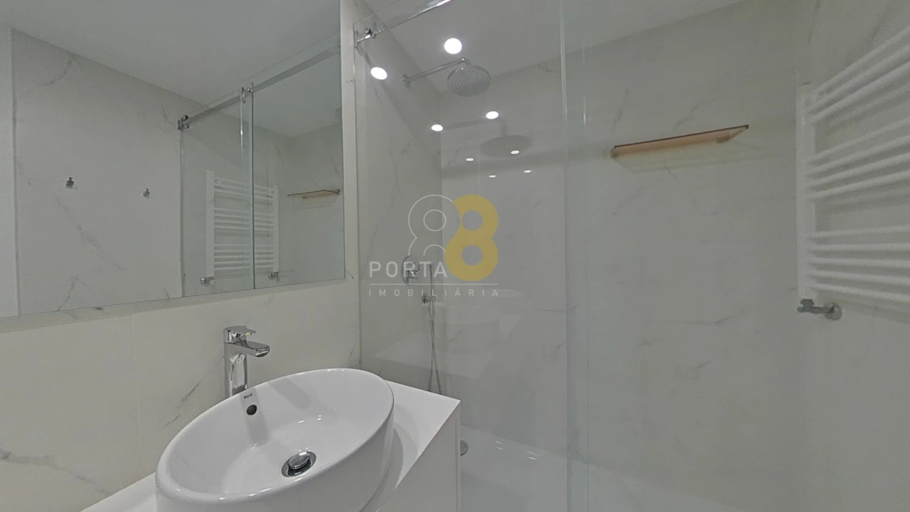 Apartamento T4 para Venda em Matosinhos e Leça da Palmeira Foto 28