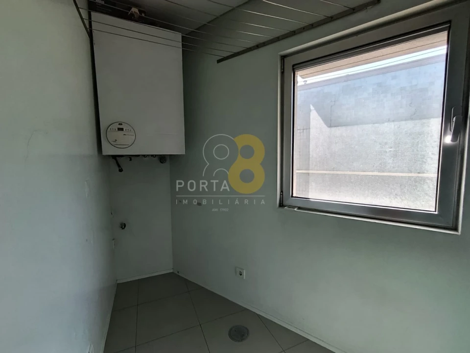 Apartamento T4 para Arrendamento em Matosinhos e Leça da Palmeira Foto 14