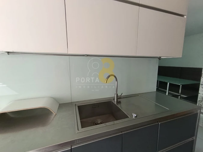 Apartamento T4 para Arrendamento em Matosinhos e Leça da Palmeira Foto 10