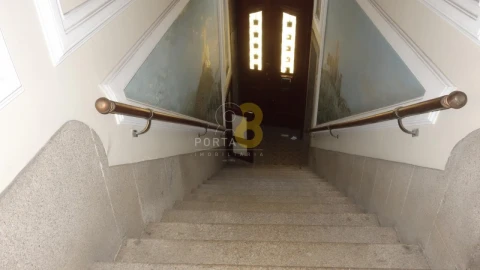 Prédio para Venda em Lordelo do Ouro e Massarelos