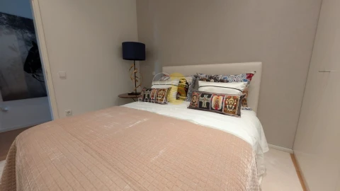 Apartamento T2 para Arrendamento em Póvoa de Varzim, Beiriz e Argivai