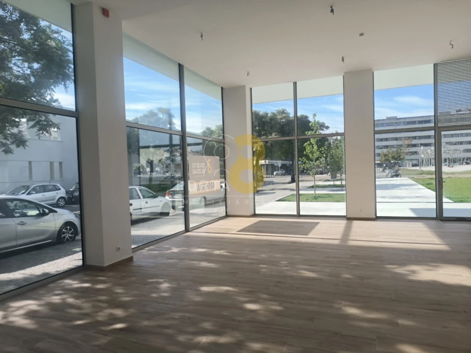 Loja para Arrendamento em Matosinhos e Leça da Palmeira Foto 7