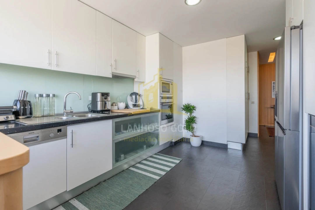 Apartamento T3 para Venda em Santa Marinha e São Pedro da Afurada Foto 3