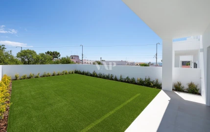 Moradia T4 para Venda em Olhão