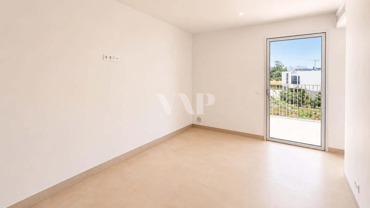 Apartamento T2 para Venda em Quarteira Foto 8
