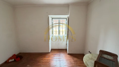 Moradia T3 para Venda em Barcarena