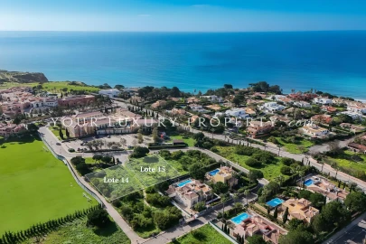 Terreno para Venda em Lagos (São Sebastião e Santa Maria)