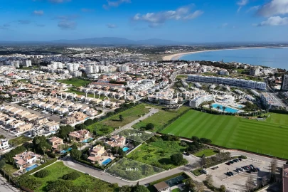 Terreno para Venda em Lagos (São Sebastião e Santa Maria)