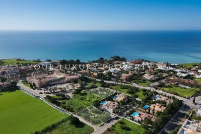 Terreno para Venda em Lagos (São Sebastião e Santa Maria)