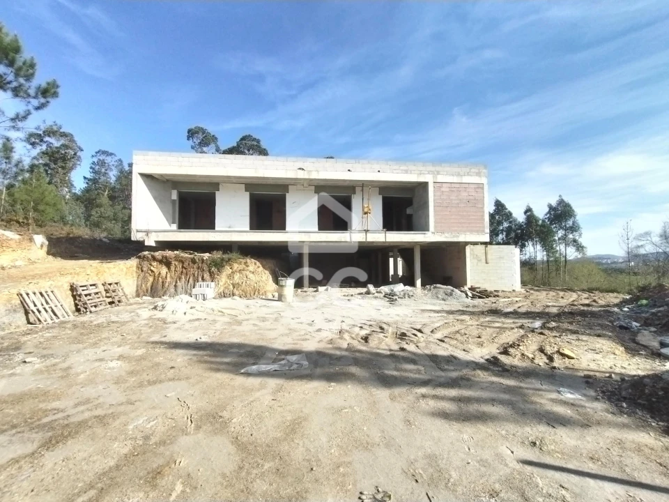 Moradia T4 para Venda em Valongo Foto 13