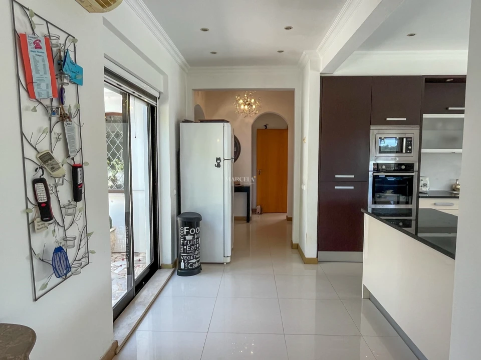 Moradia T3 para Venda em Odiaxere Foto 10