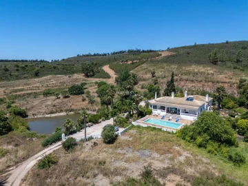 Moradia T3 para Venda em Odiaxere