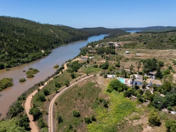 Moradia T3 para Venda em Odiaxere