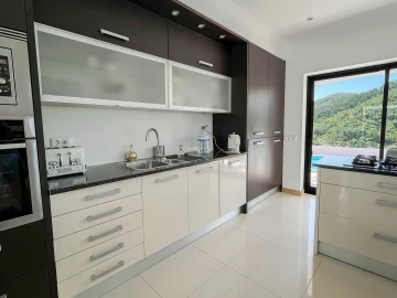 Moradia T3 para Venda em Odiaxere