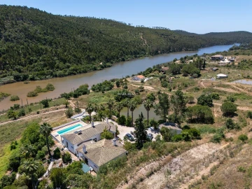 Moradia T3 para Venda em Odiaxere