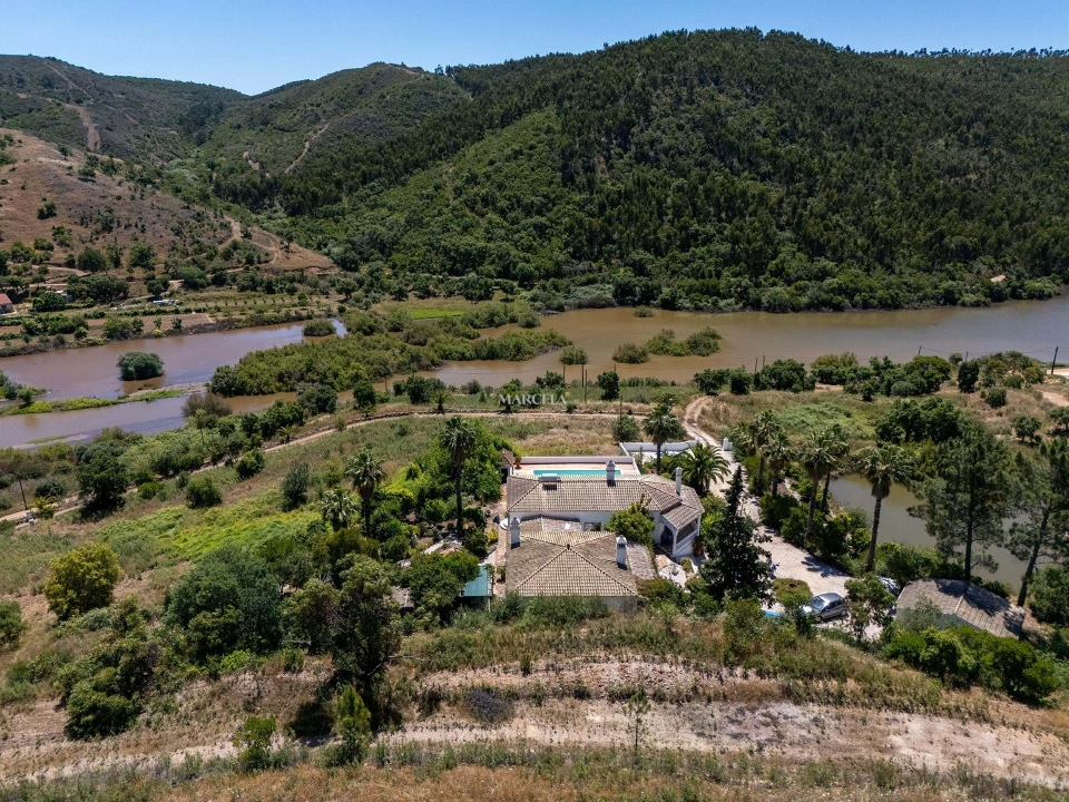 Moradia T3 para Venda em Odiaxere Foto 63