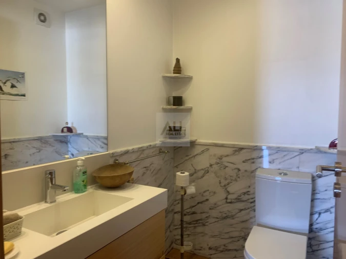 Apartamento T3 para Venda em Portimão Foto 3