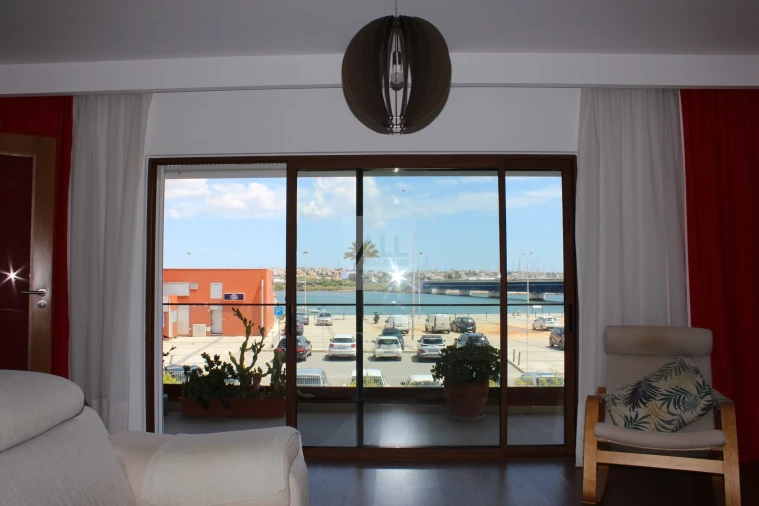 Apartamento T3 para Venda em Portimão Foto 12