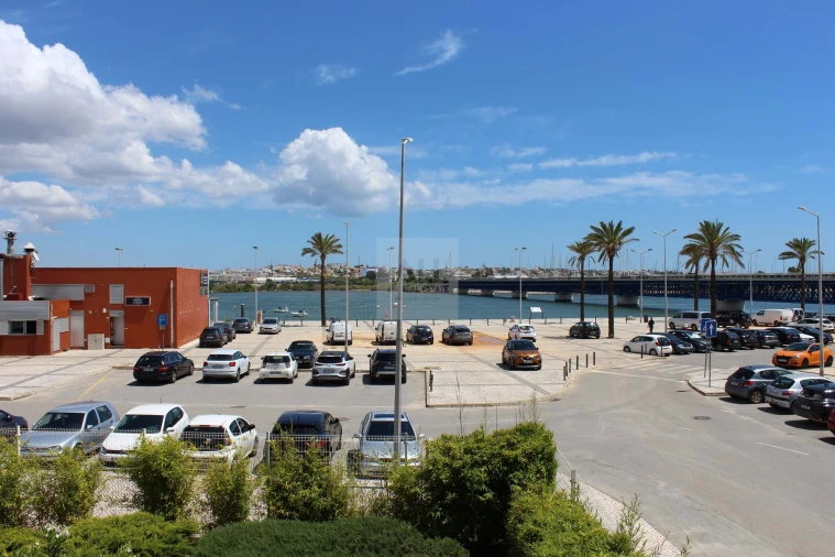Apartamento T3 para Venda em Portimão Foto 16