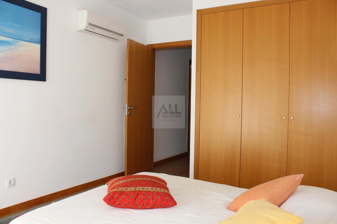 Apartamento T3 para Venda em Portimão Foto 41
