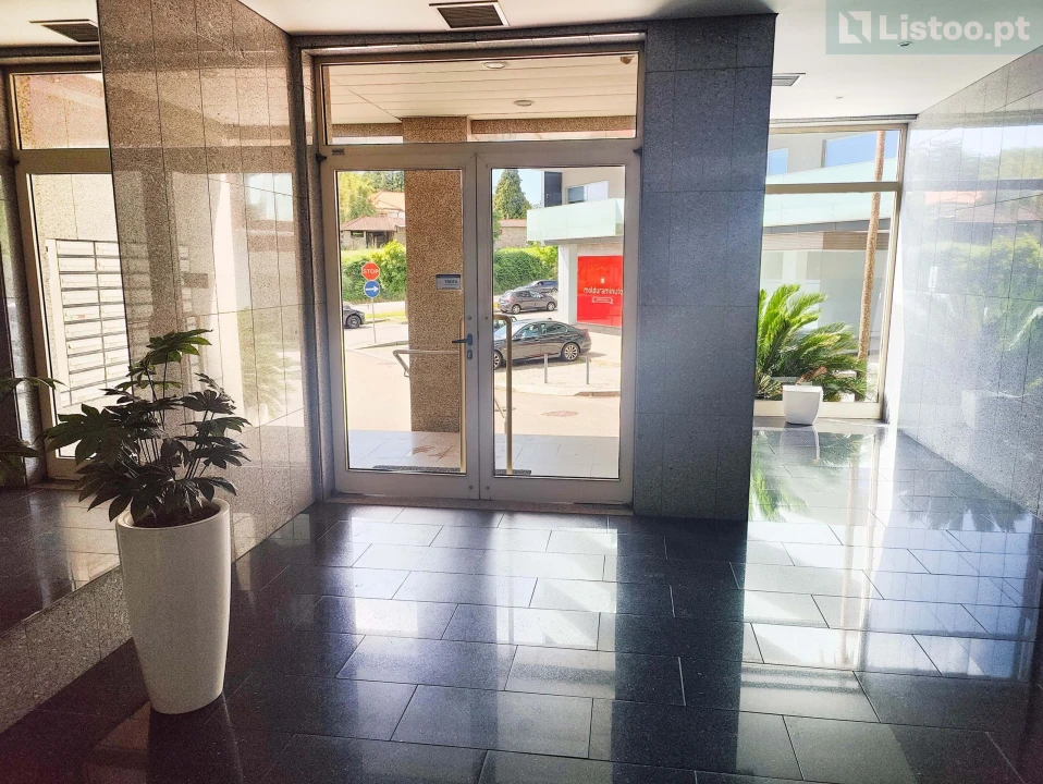 Apartamento T3 para Venda em Cidade da Maia Foto 4