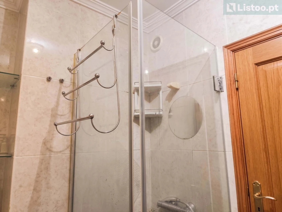 Apartamento T3 para Venda em Cidade da Maia Foto 17