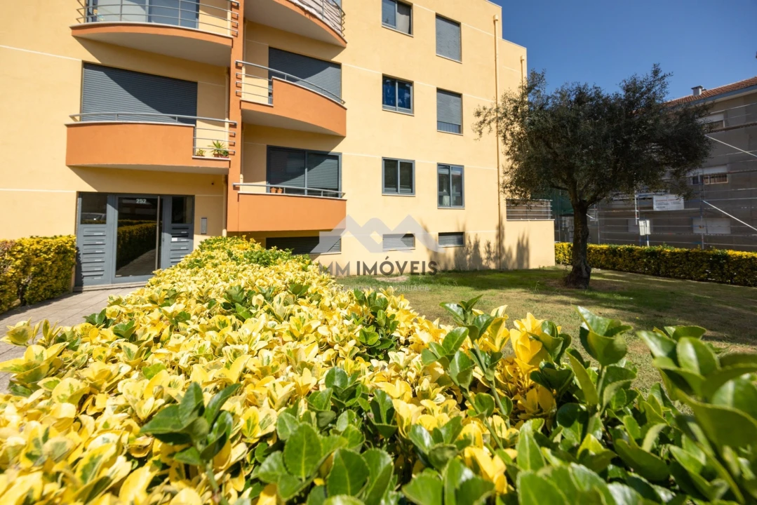 Apartamento T2 para Venda em Rio Tinto Foto 10