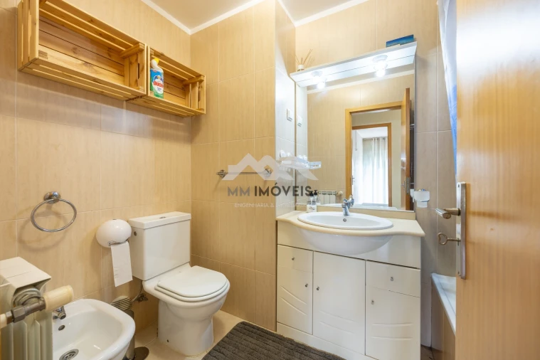 Apartamento T2 para Venda em Rio Tinto Foto 9