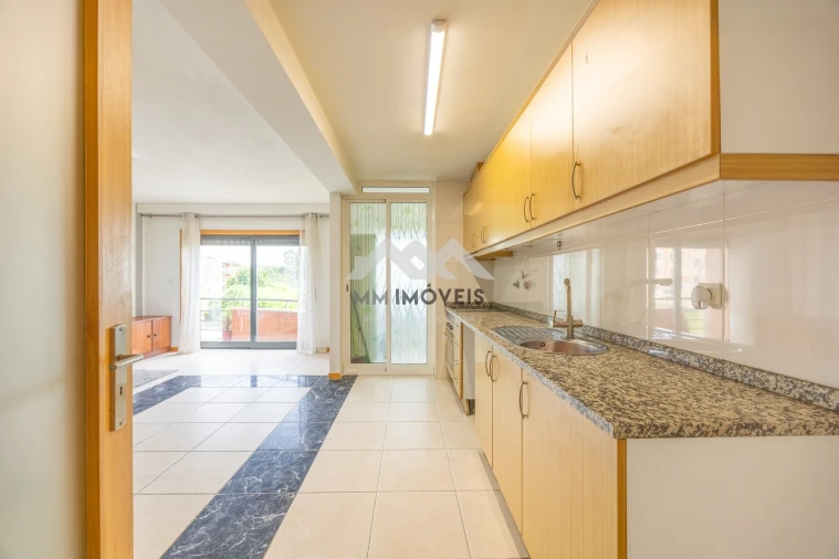 Apartamento T2 para Venda em Rio Tinto Foto 29
