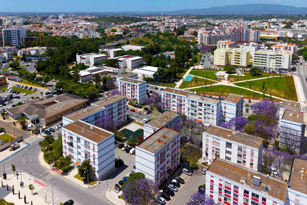 Apartamento T3 para Venda em Portimão Foto 40