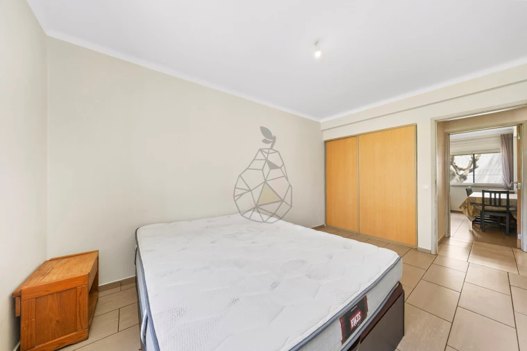 Apartamento T3 para Venda em Portimão Foto 22