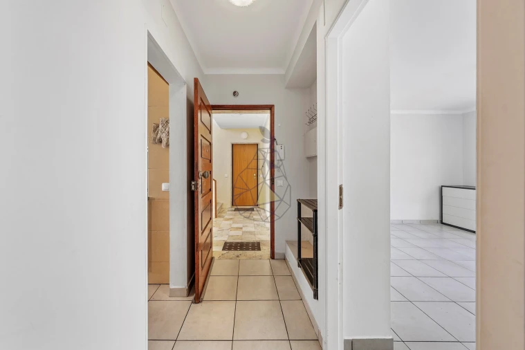 Apartamento T3 para Venda em Portimão Foto 24