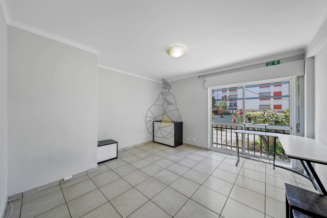 Apartamento T3 para Venda em Portimão Foto 11