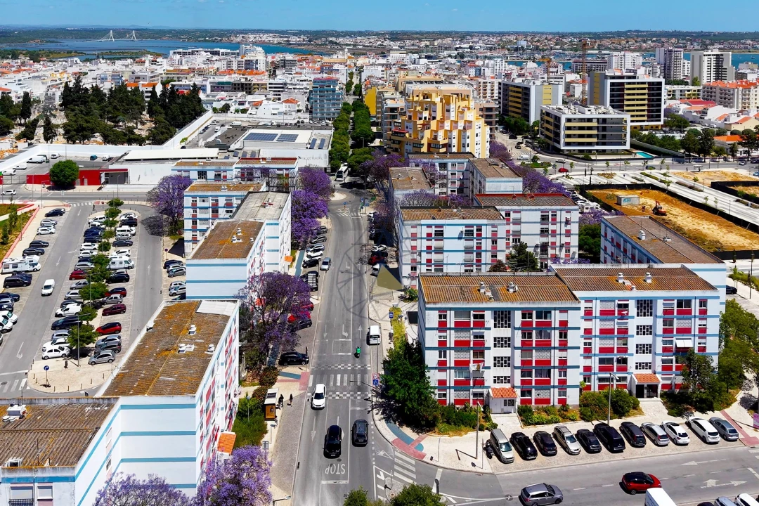 Apartamento T3 para Venda em Portimão Foto 1