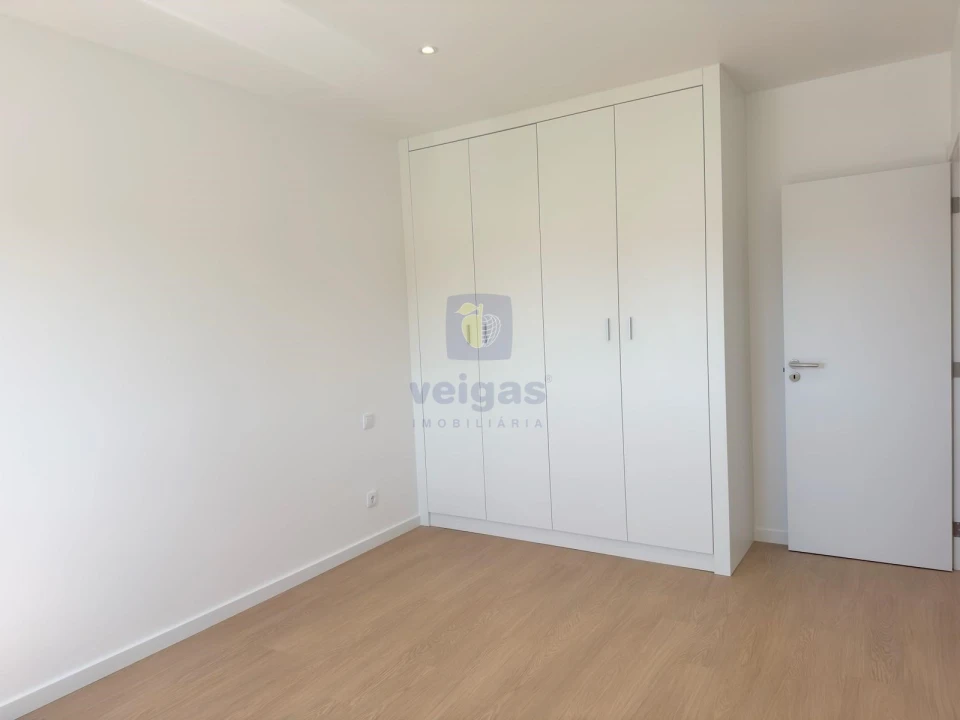 Apartamento T3 para Venda em Leiria, Pousos, Barreira e Cortes Foto 15