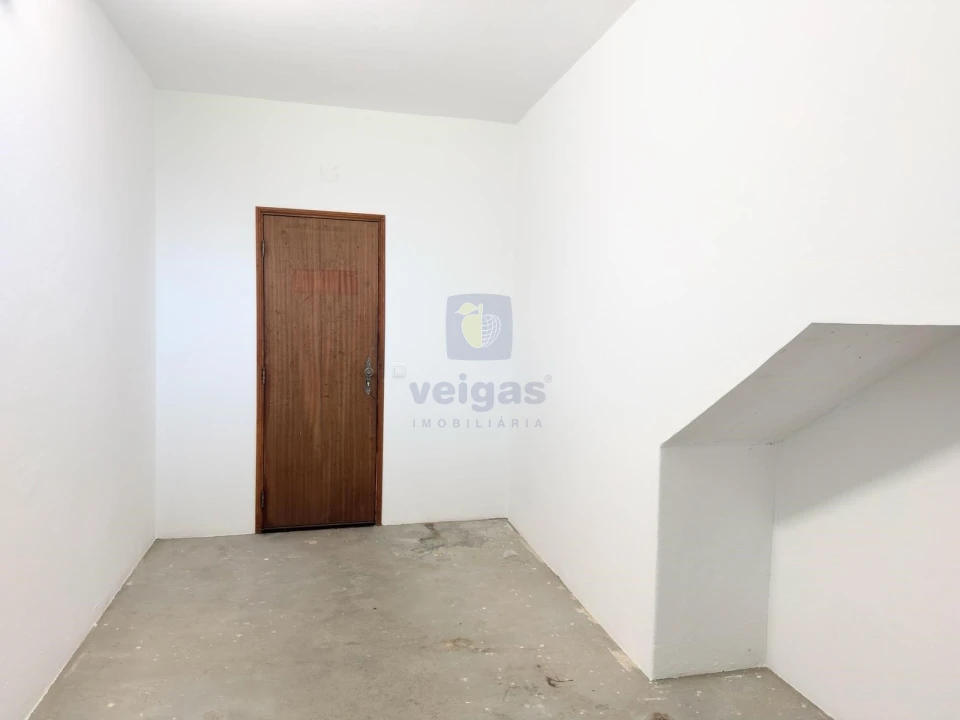 Apartamento T3 para Venda em Leiria, Pousos, Barreira e Cortes Foto 24
