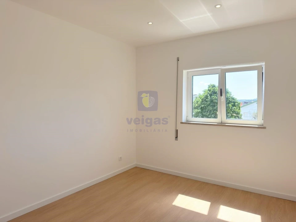 Apartamento T3 para Venda em Leiria, Pousos, Barreira e Cortes Foto 12