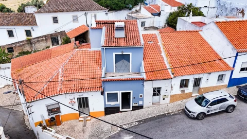 Moradia T3 para Venda em Estômbar e Parchal