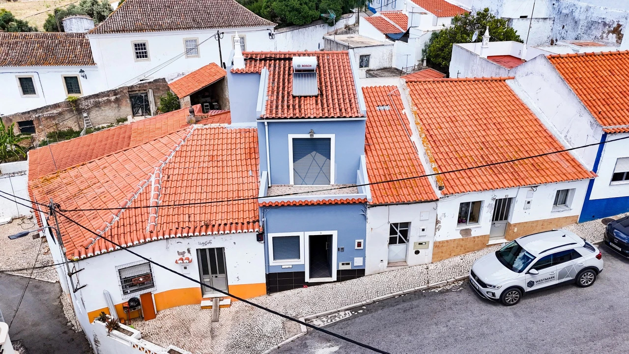 Moradia T3 para Venda em Estômbar e Parchal Foto 1
