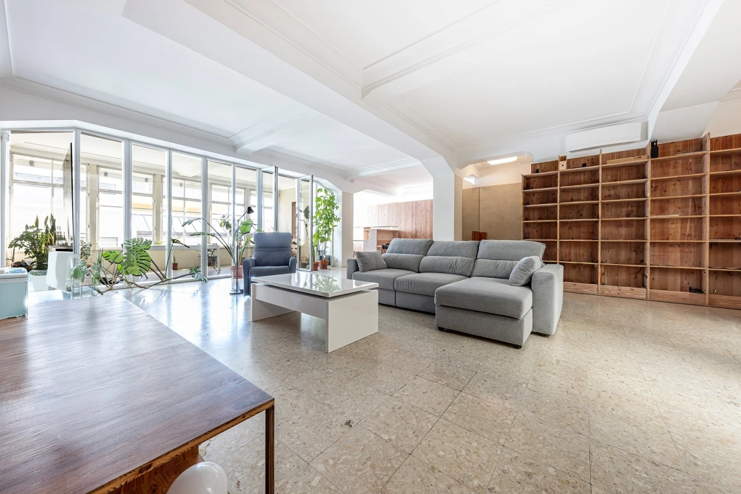 Apartamento T4 para Venda em Alvalade Foto 3