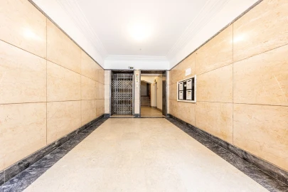 Apartamento T4 para Venda em Alvalade