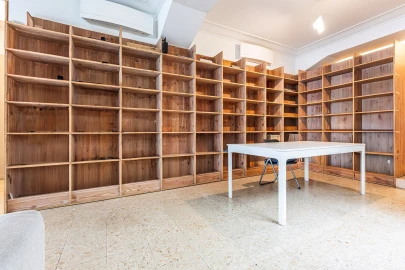 Apartamento T4 para Venda em Alvalade