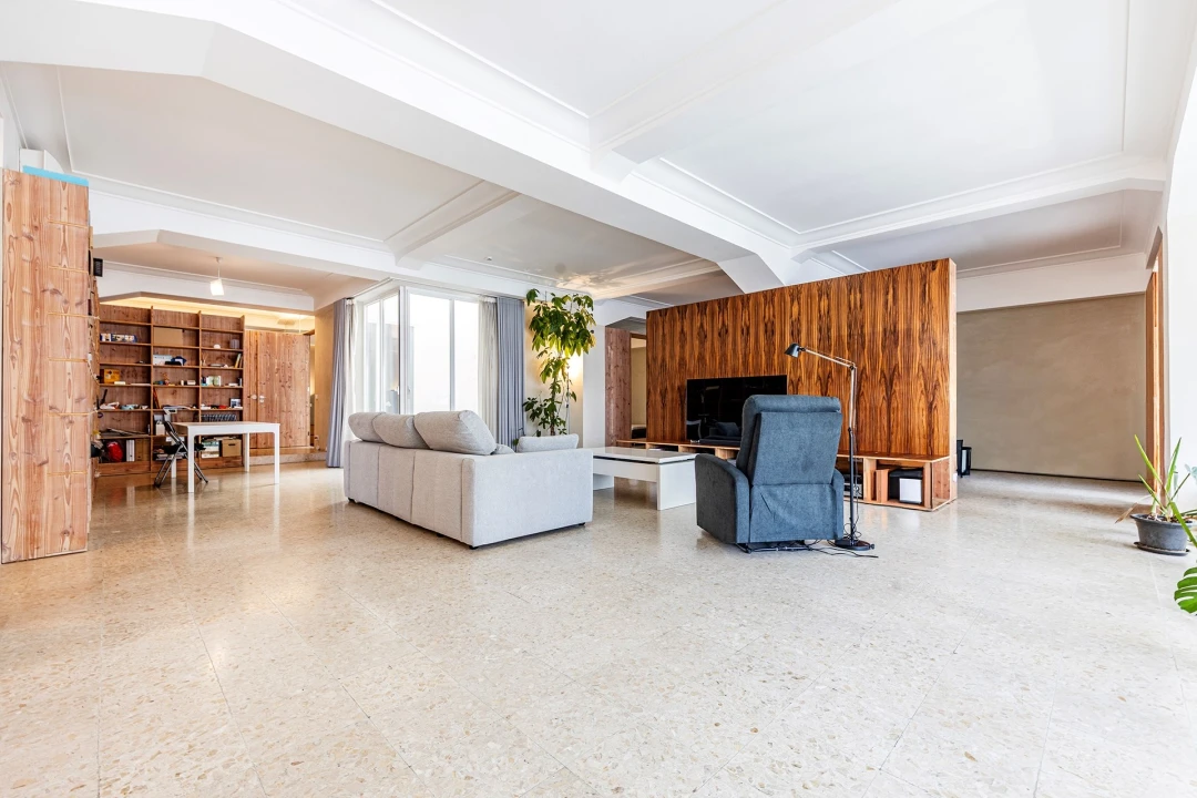 Apartamento T4 para Venda em Alvalade Foto 4