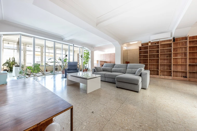Apartamento T4 para Venda em Alvalade Foto 3
