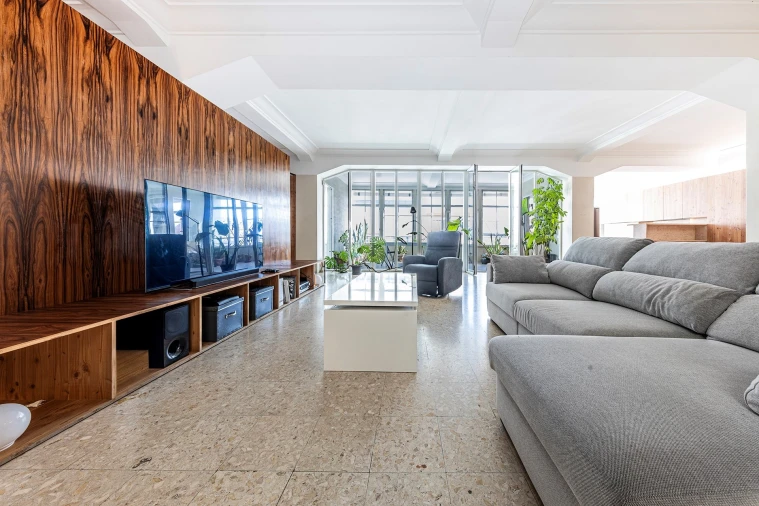Apartamento T4 para Venda em Alvalade Foto 6