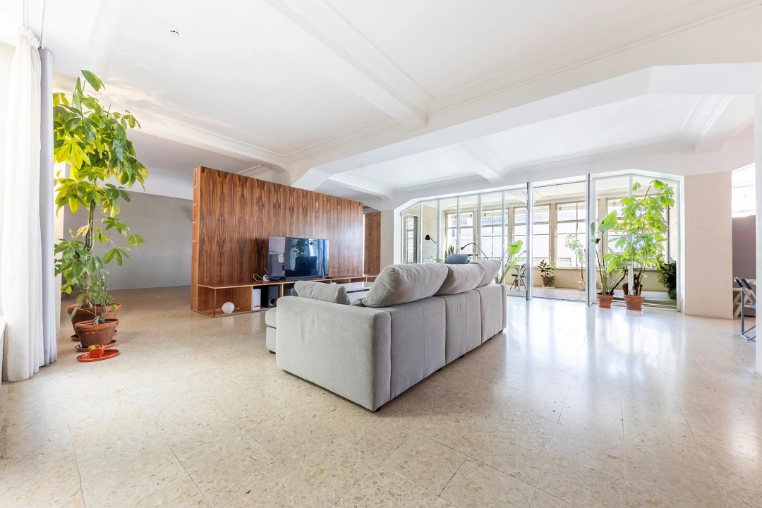 Apartamento T4 para Venda em Alvalade Foto 2