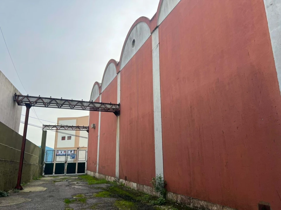 Armazém para Venda em Santa Iria de Azoia, São João da Talha e Bobadela Foto 11