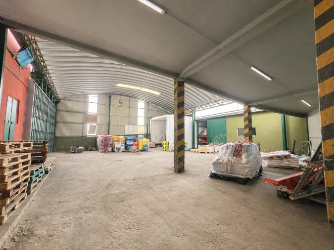 Armazém para Venda em Santa Iria de Azoia, São João da Talha e Bobadela Foto 5